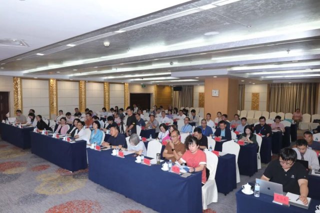 ����Ʒ������70�꣺��λ���ߡ����ι���